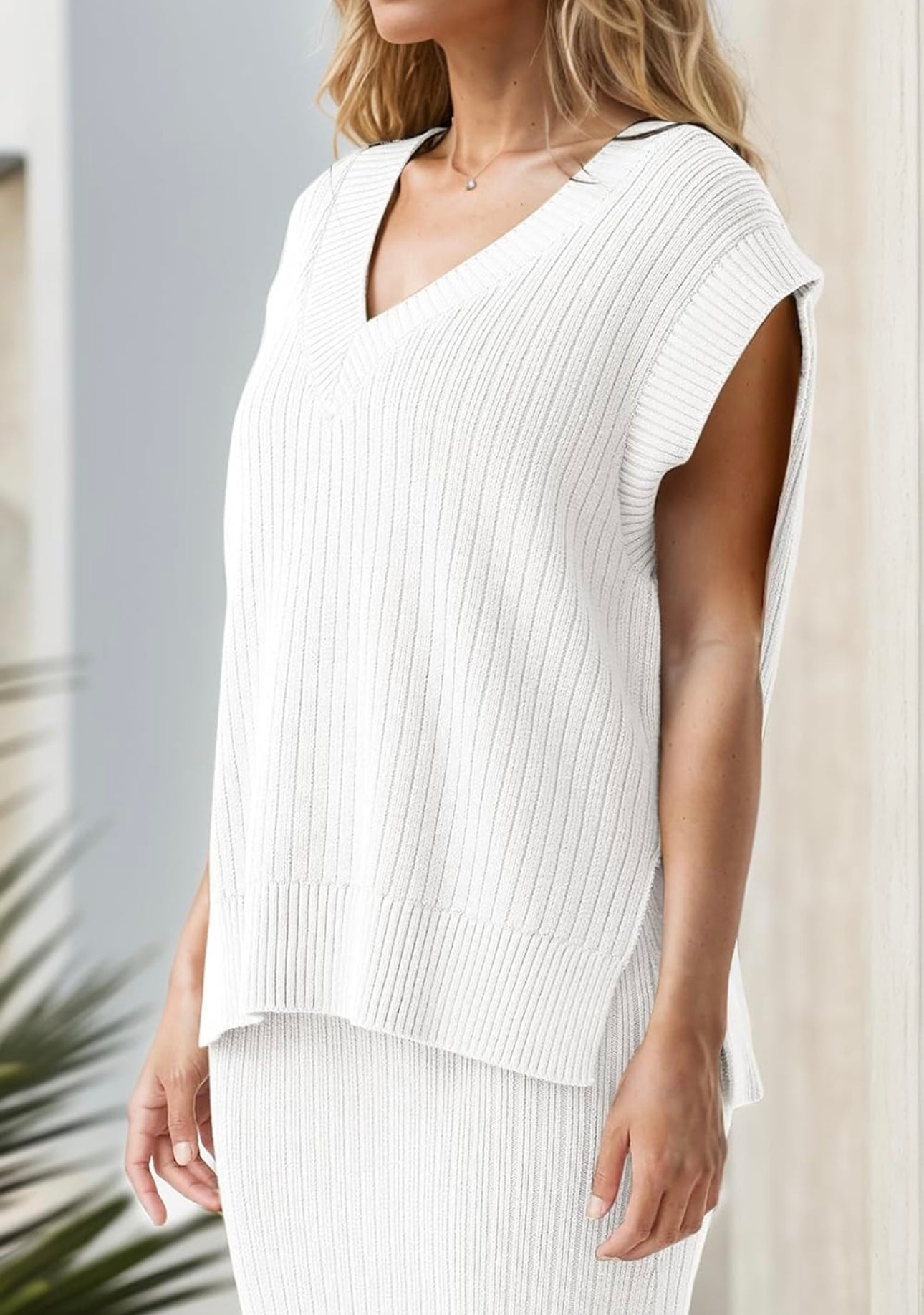 Vest Sweater - White